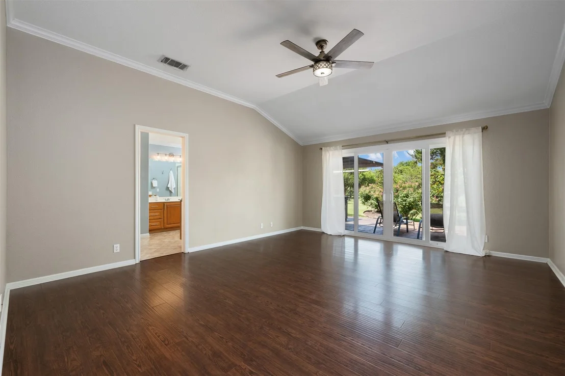 Photo of 212 Bronco BLVD