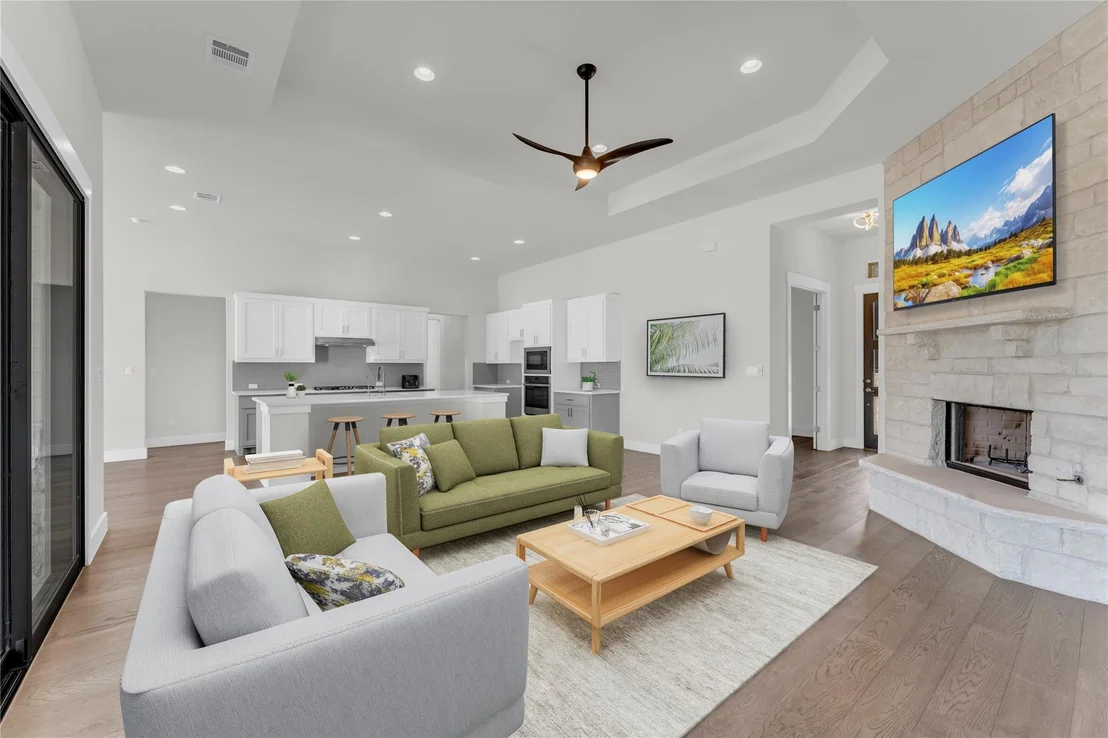 Photo of 2140 Carpenter LOOP