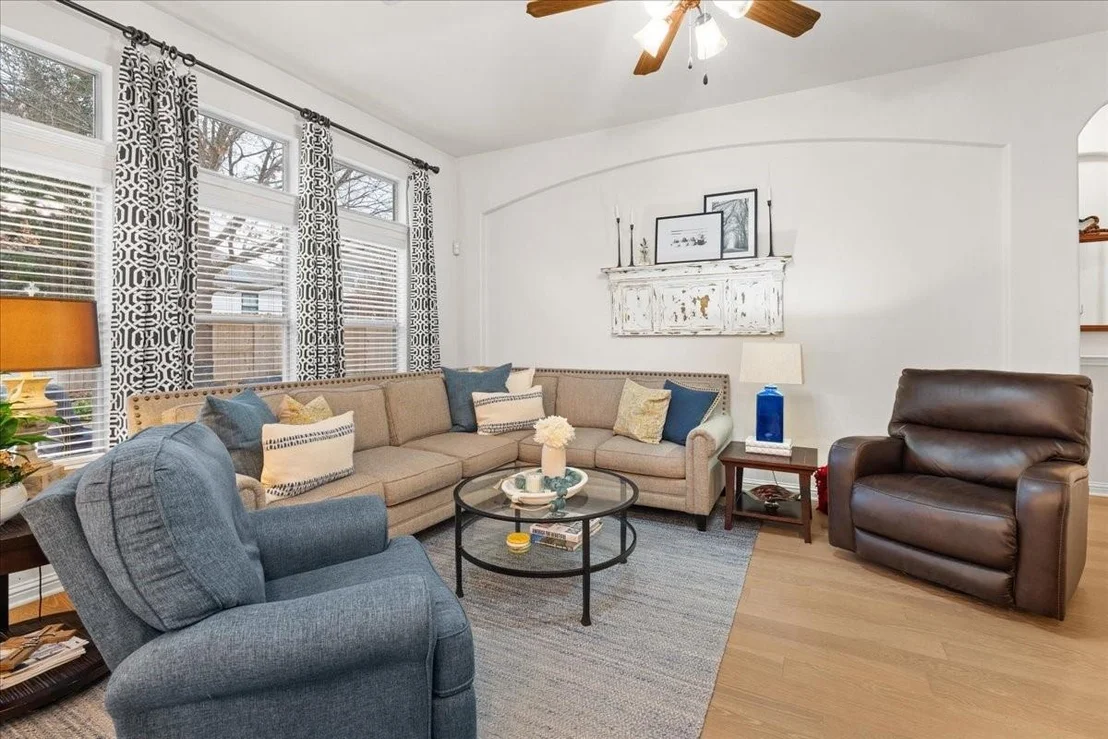 Photo of 843 Zappa DR
