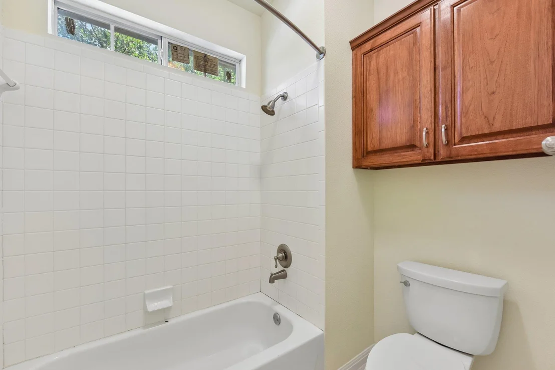 Photo of 1915 Oak Forest DR
