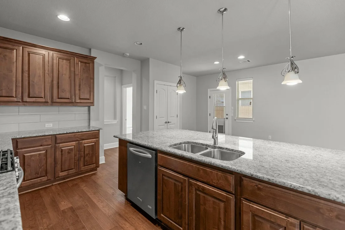 Photo of 205 Cherokee Rose CIR