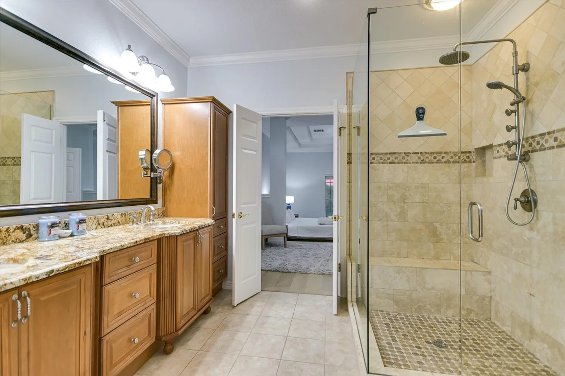 Photo of 2112 Cliffs Edge DR