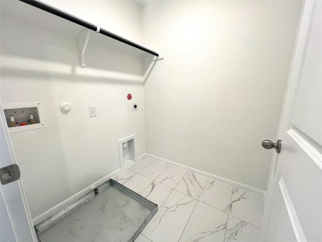 Photo of 342 Young ST