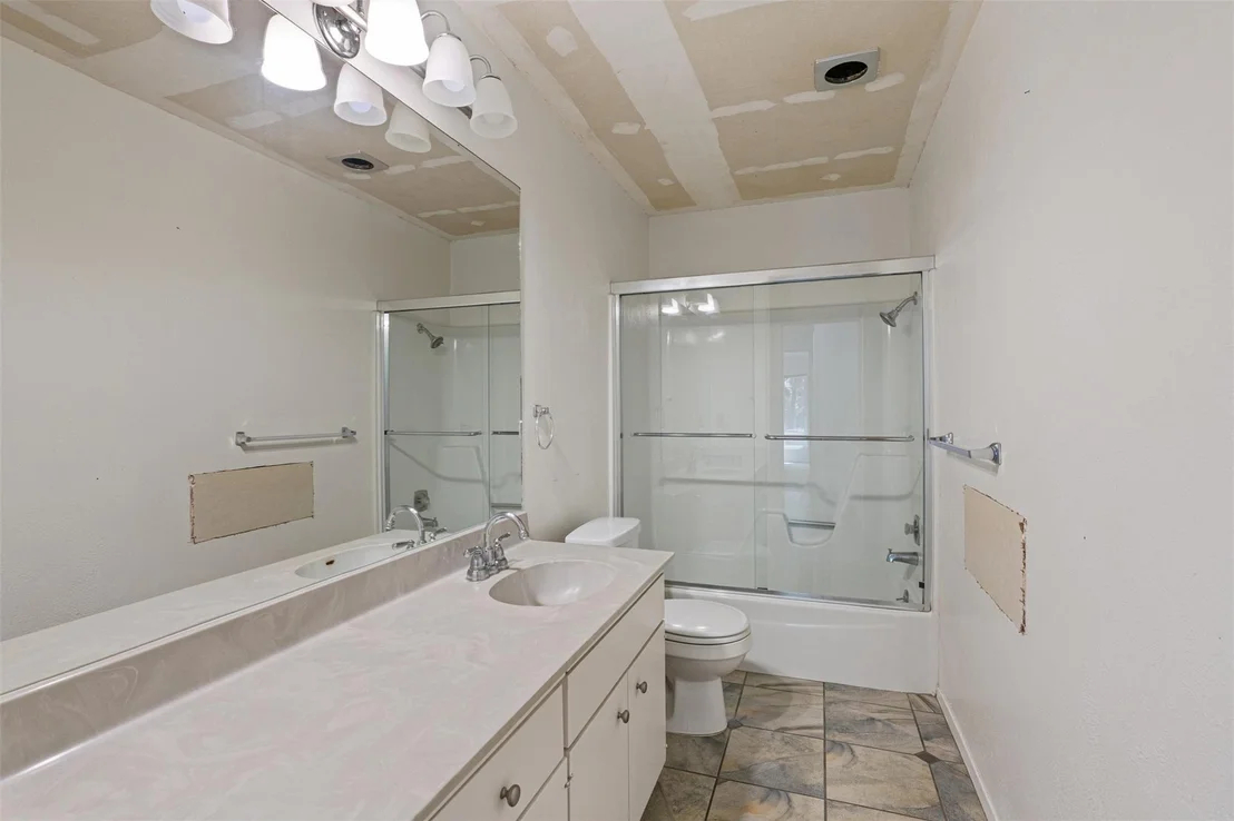 Photo of 1002 Penny LN