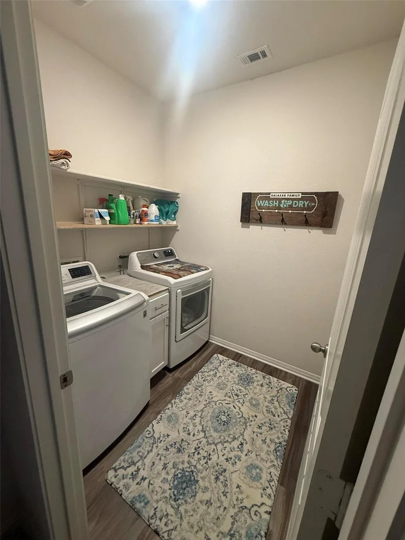 Photo of 813 Cade CV