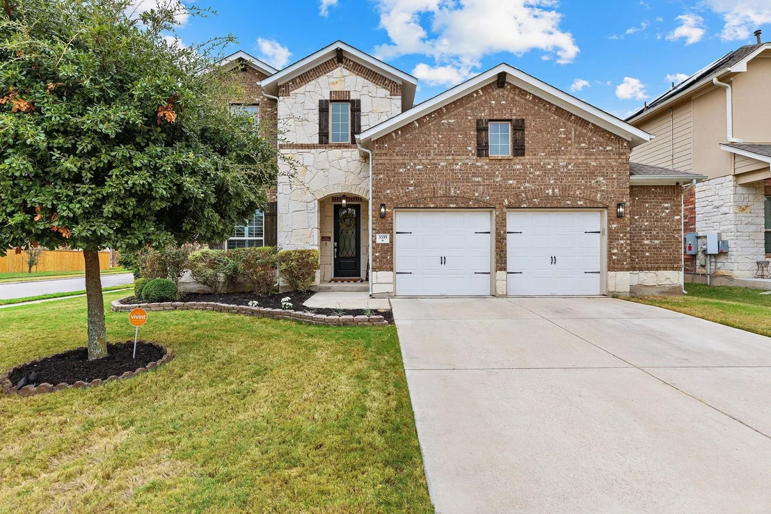 Photo of 3335 Hidalgo LOOP