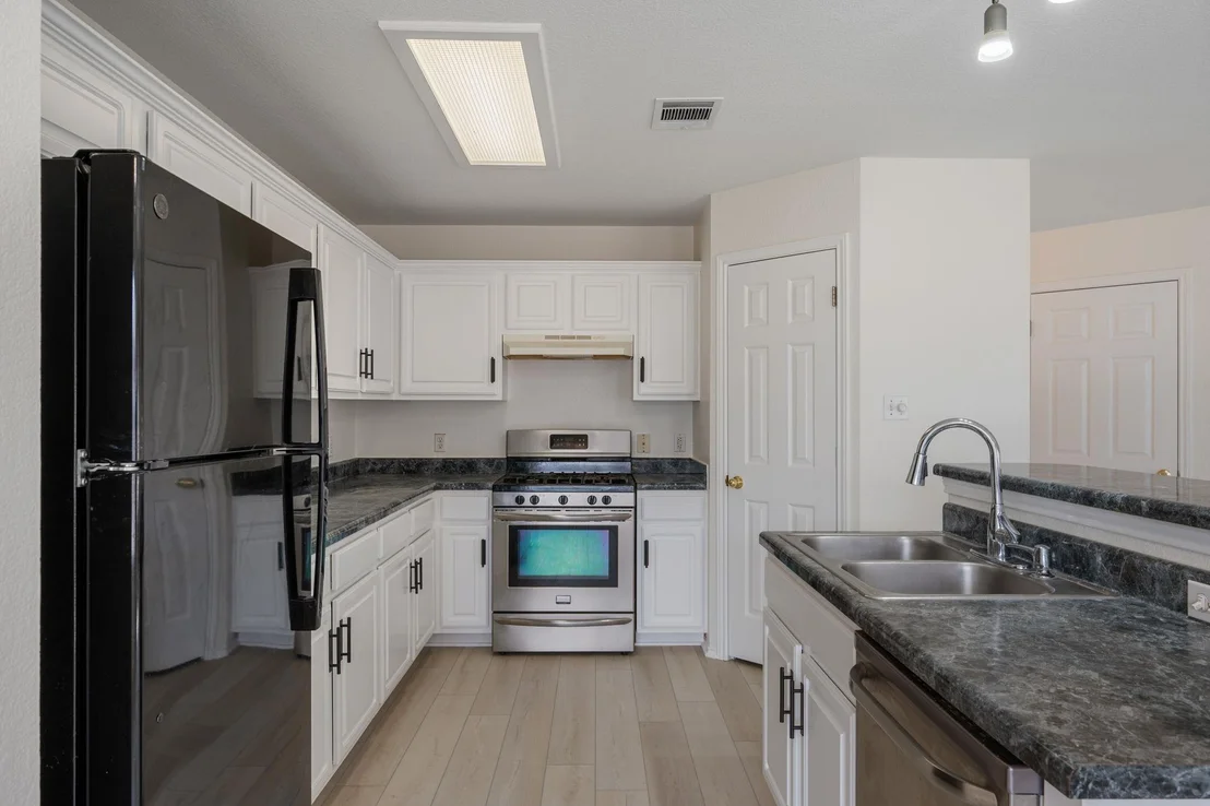 Photo of 1207 Rolling Ridge DR