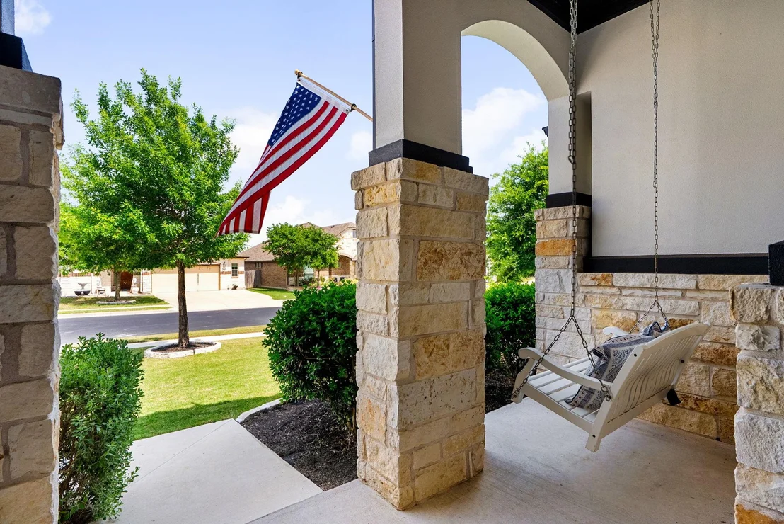 Photo of 18008 Monarch Butterfly WAY