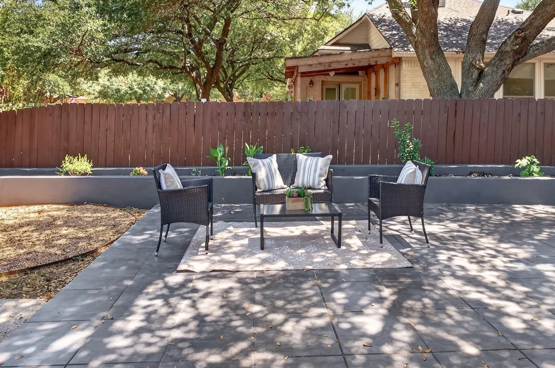 Photo of 13536 Anarosa LOOP