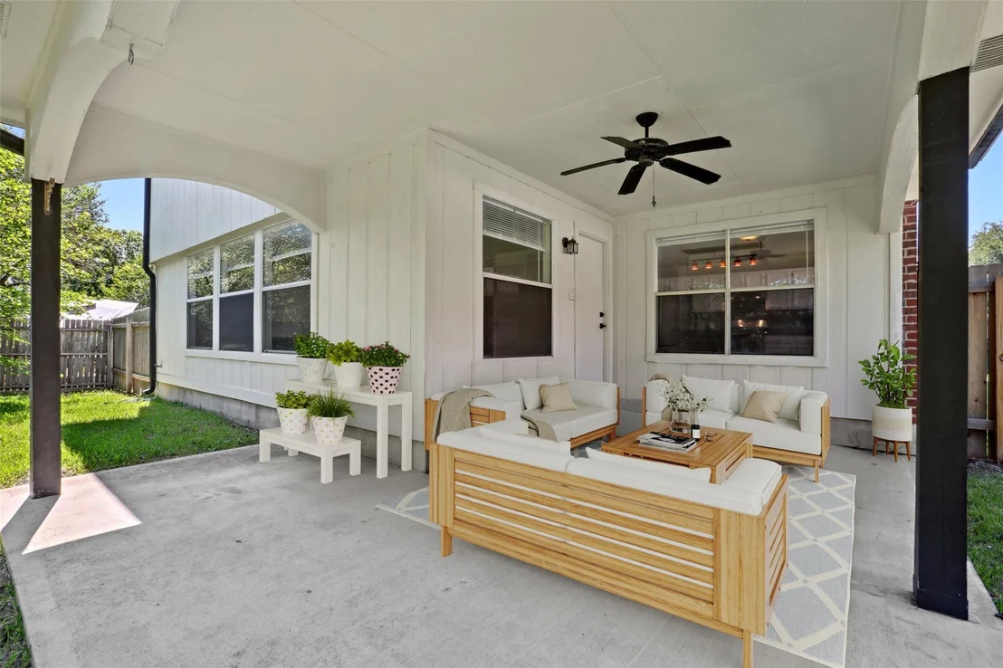 Photo of 2912 Sydney DR