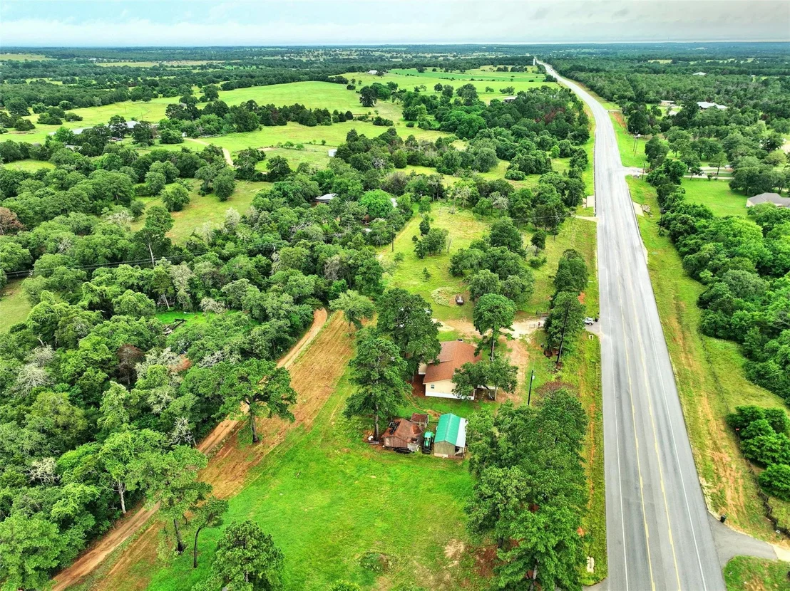 Photo of 2169 Highway 304