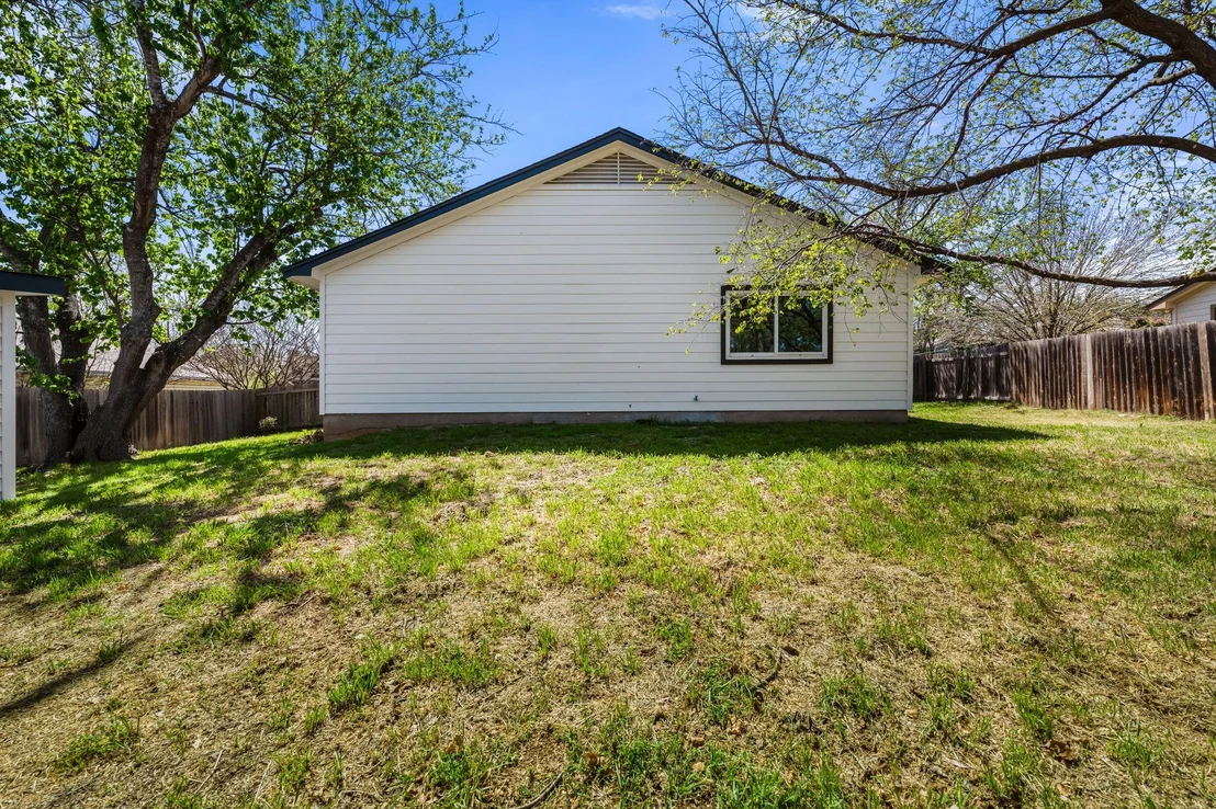 Photo of 2702 Irish Bend DR