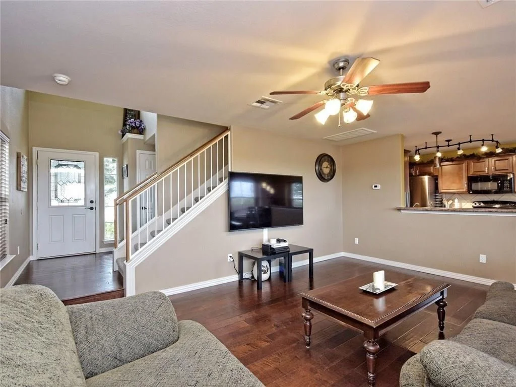 Photo of 1206 Hensley DR