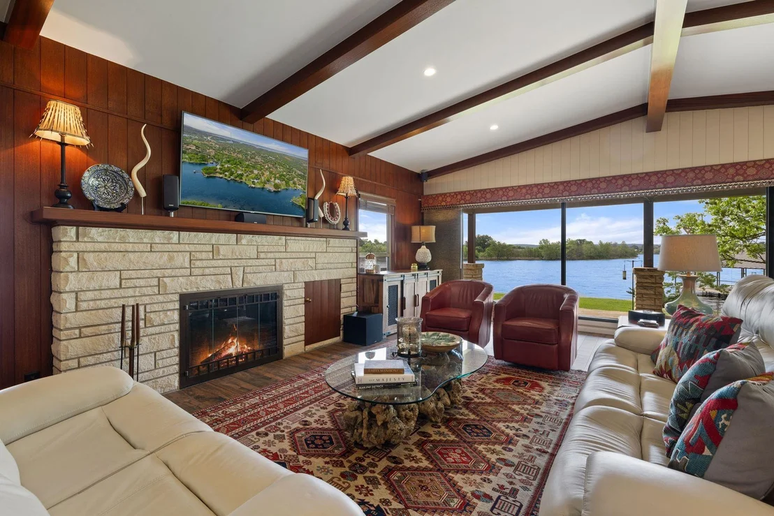 Photo of 104 Bluebonnet CIR
