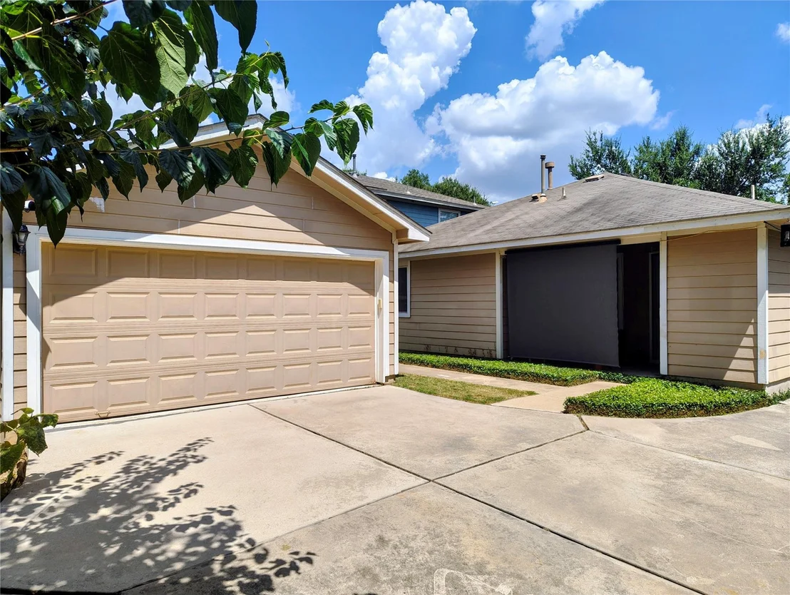 Photo of 18208 Flathead DR