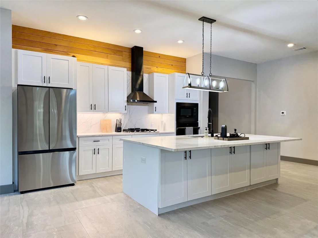 Photo of 900 Daviot DR