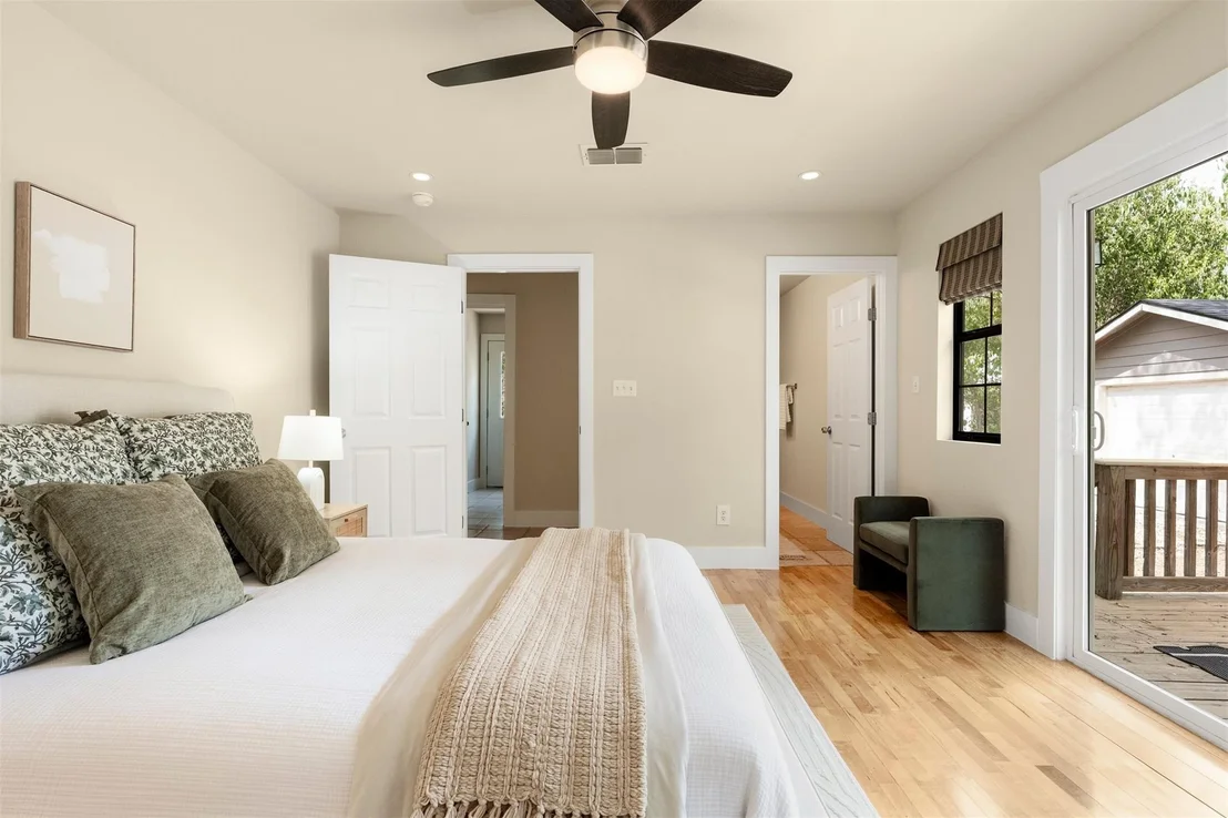 Photo of 500 Denson DR