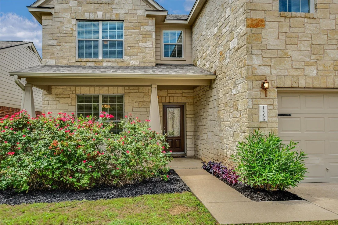 Photo of 1206 Horseshoe Ranch DR