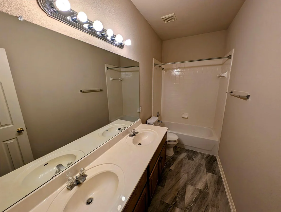 Photo of 116 Ambrose DR