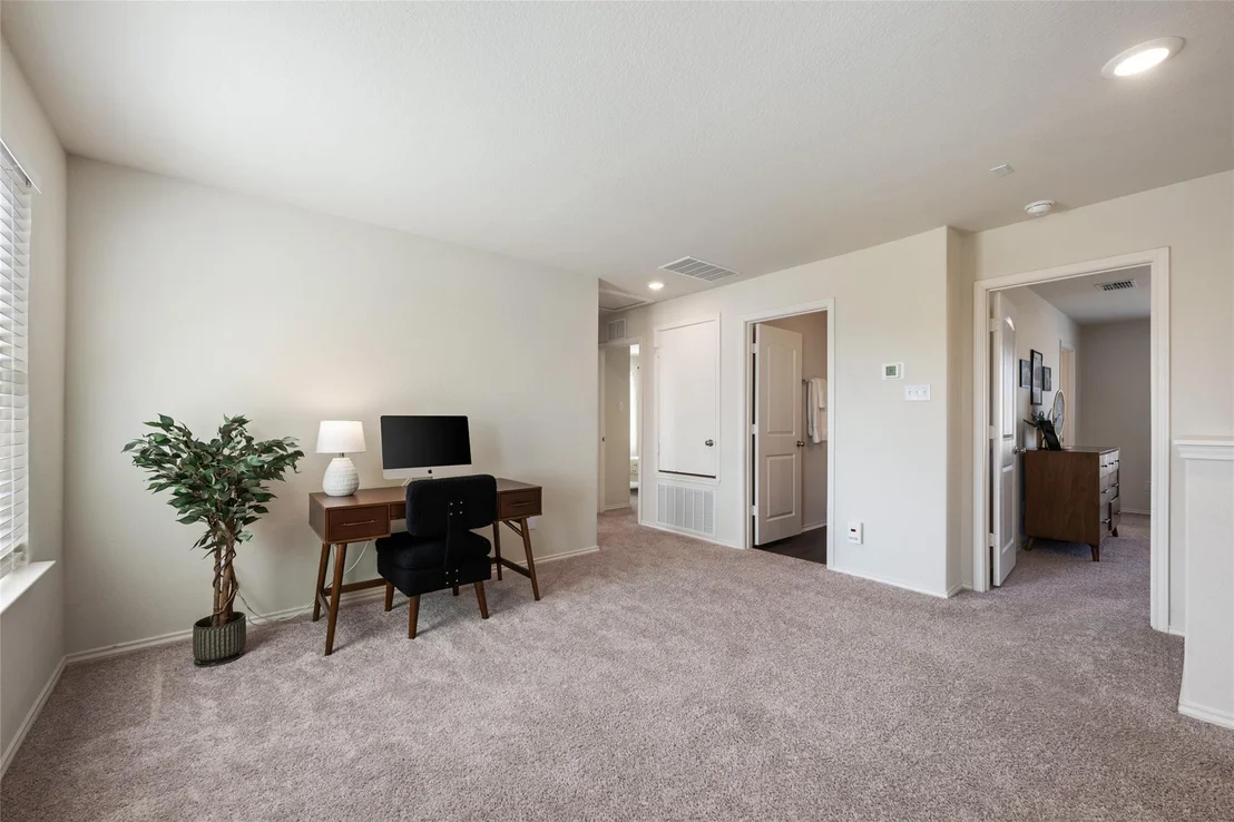 Photo of 128 Sugarberry DR