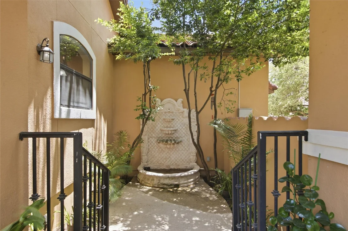 Photo of 15210 Kevin LN