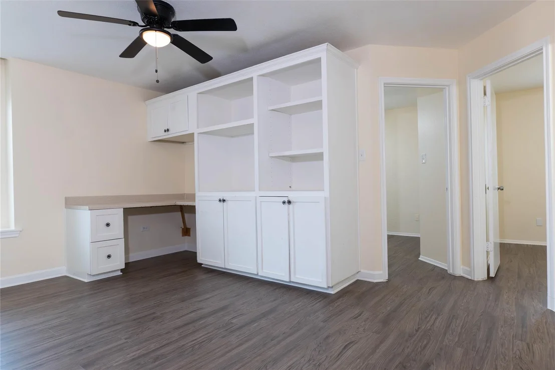 Photo of 1705 Sylvia LN