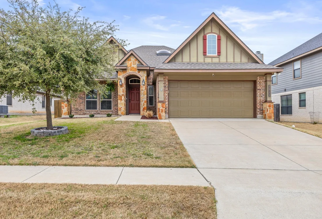 Photo of 3511 Castleton DR