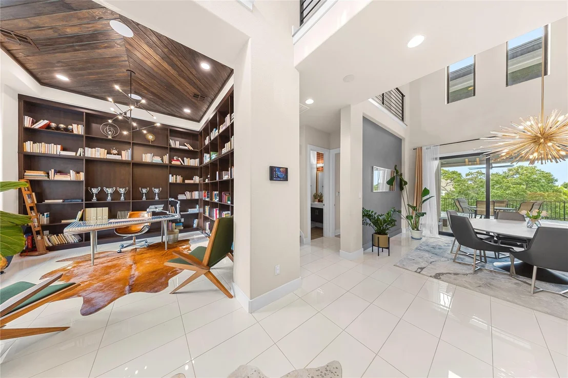 Photo of 2112 Sereno CV