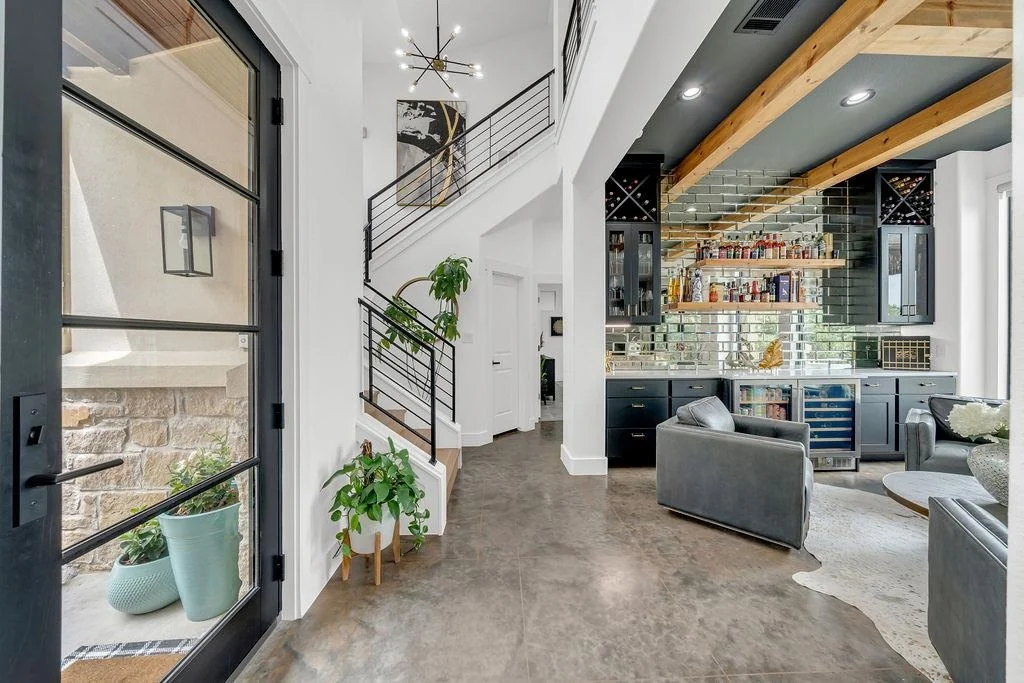 Photo of 1450 Hawthorne LOOP