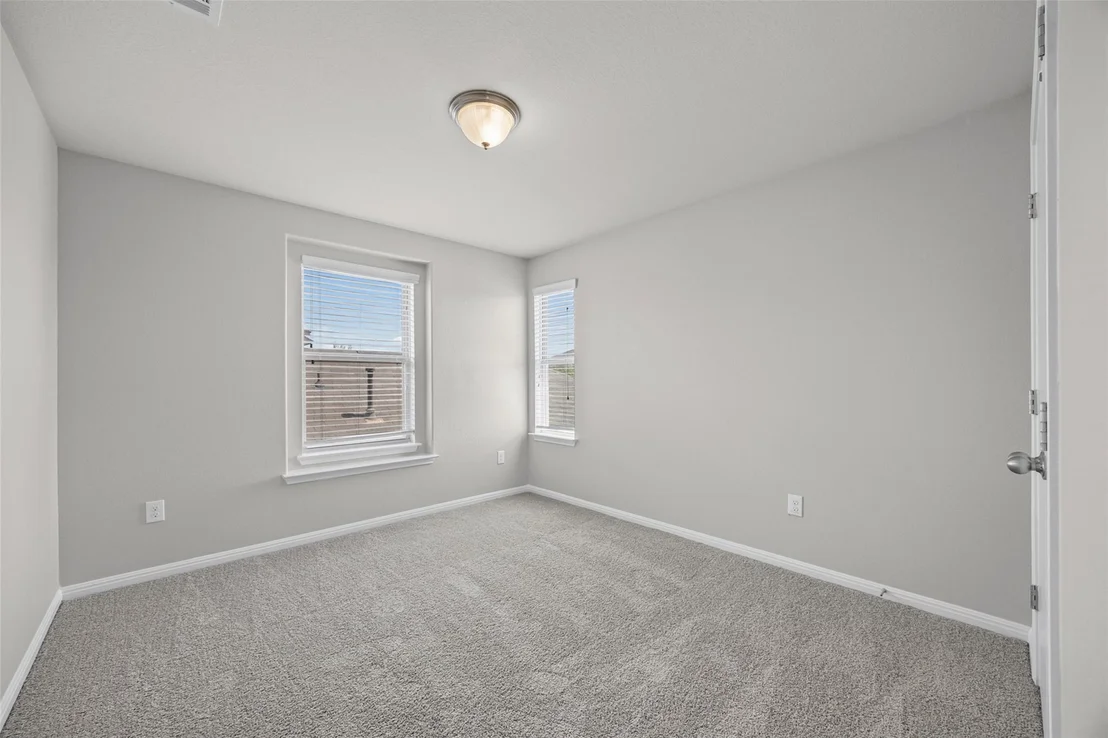 Photo of 467 Twisted Oaks LN