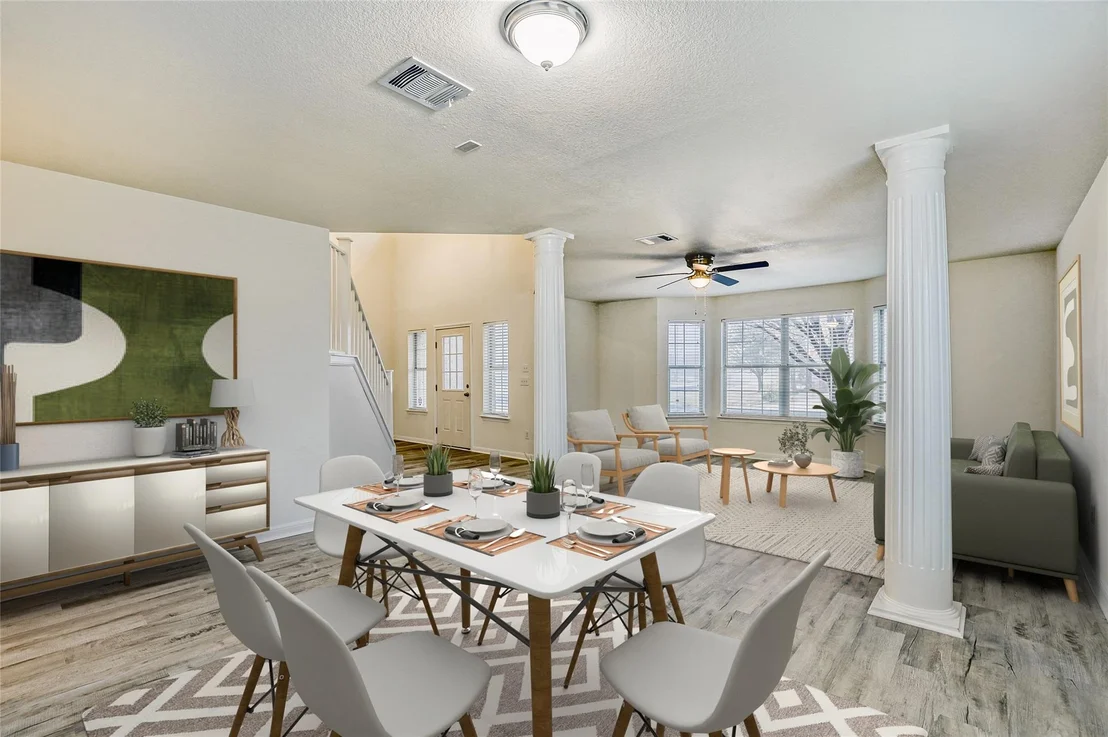 Photo of 113 Silver Lace LN