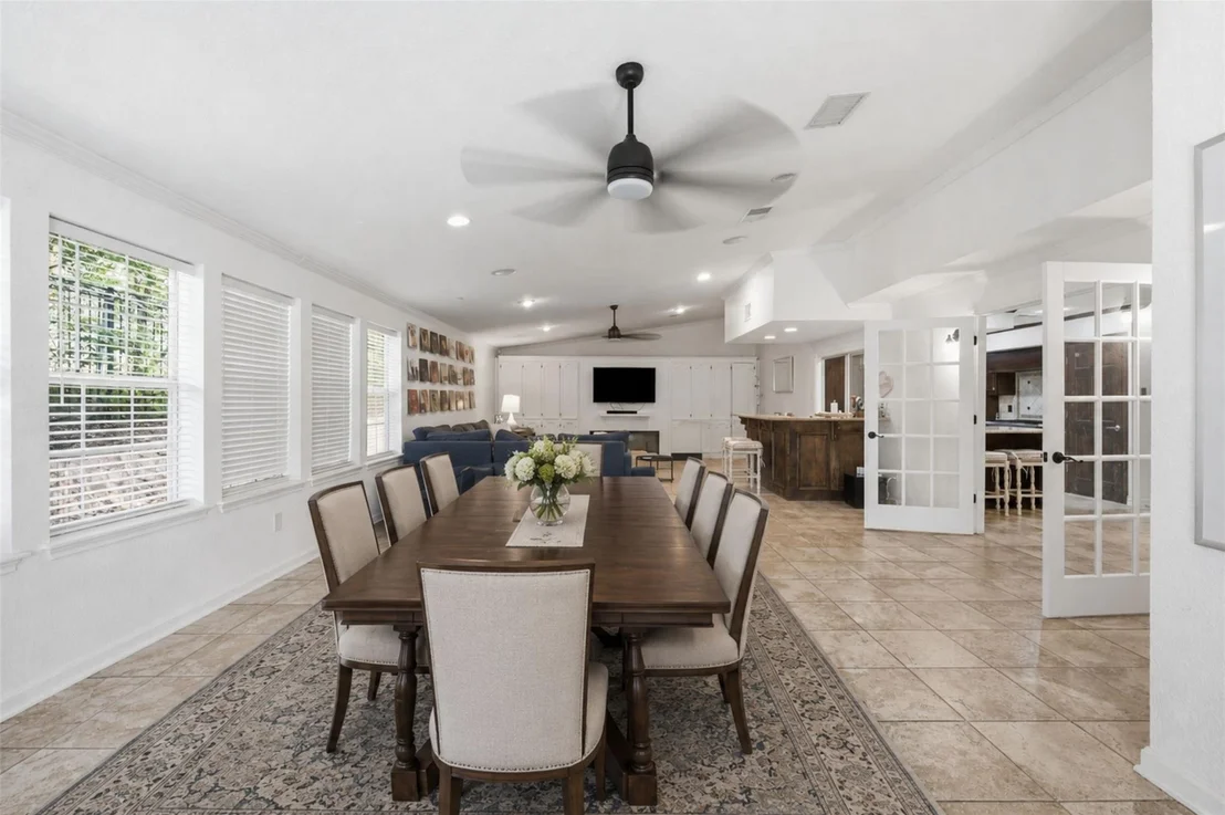 Photo of 3409 Lakeside DR