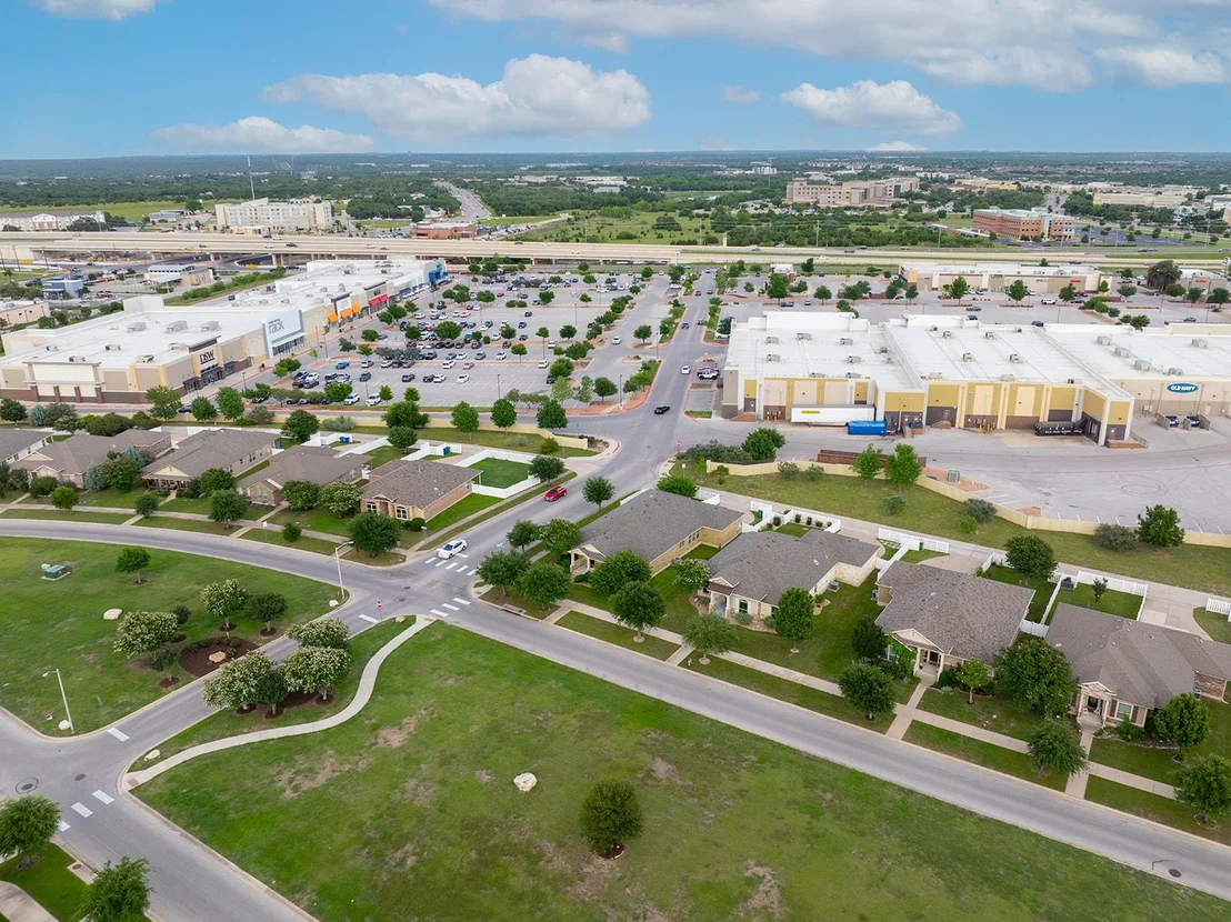 Photo of 1810 Discovery BLVD