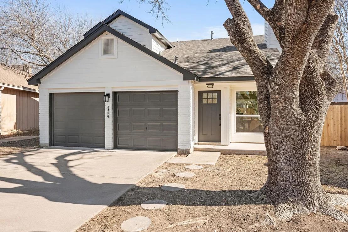 Photo of 2506 Charla CIR