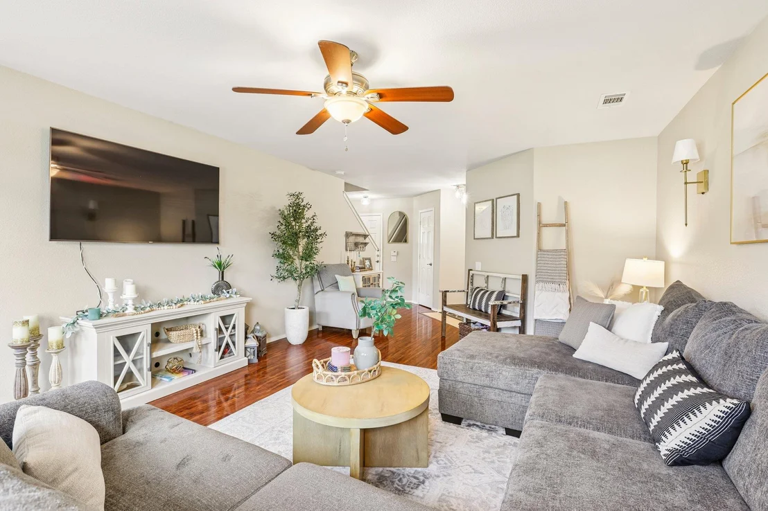 Photo of 5508 Emma Thompson WAY