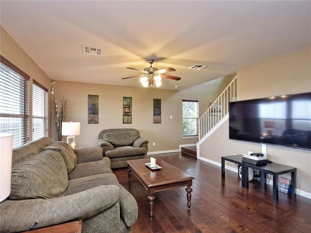 Photo of 1206 Hensley DR