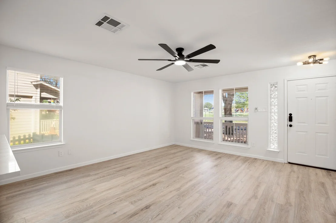 Photo of 360 Sampson