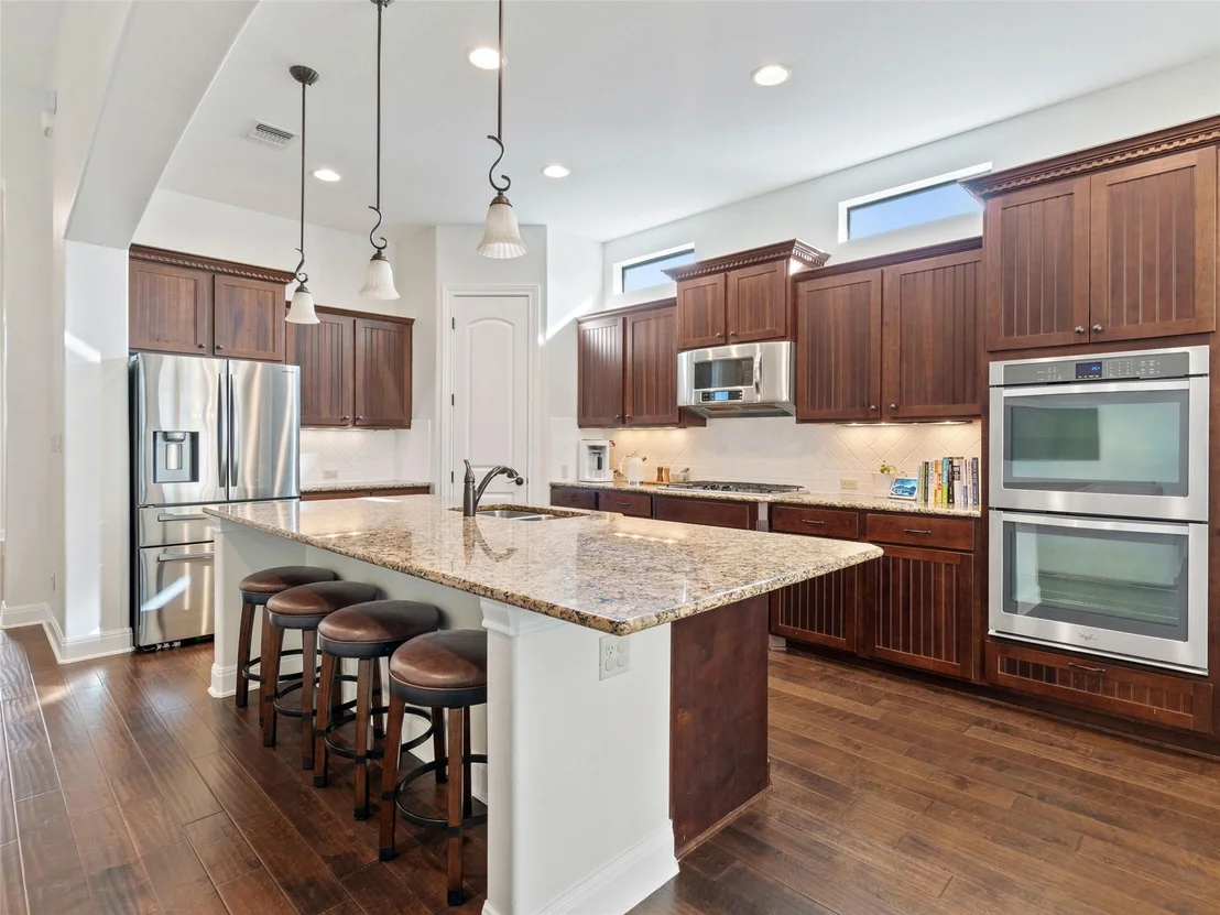 Photo of 403 Indianwood DR