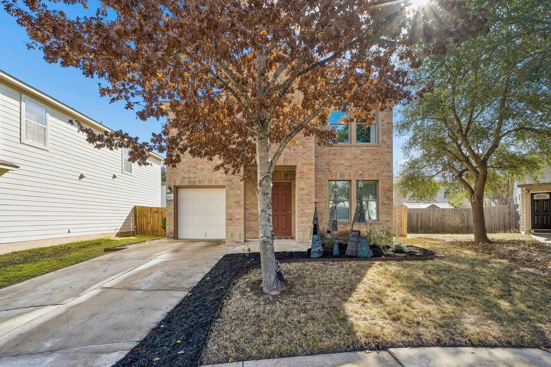 Photo of 8609 Quinton CV