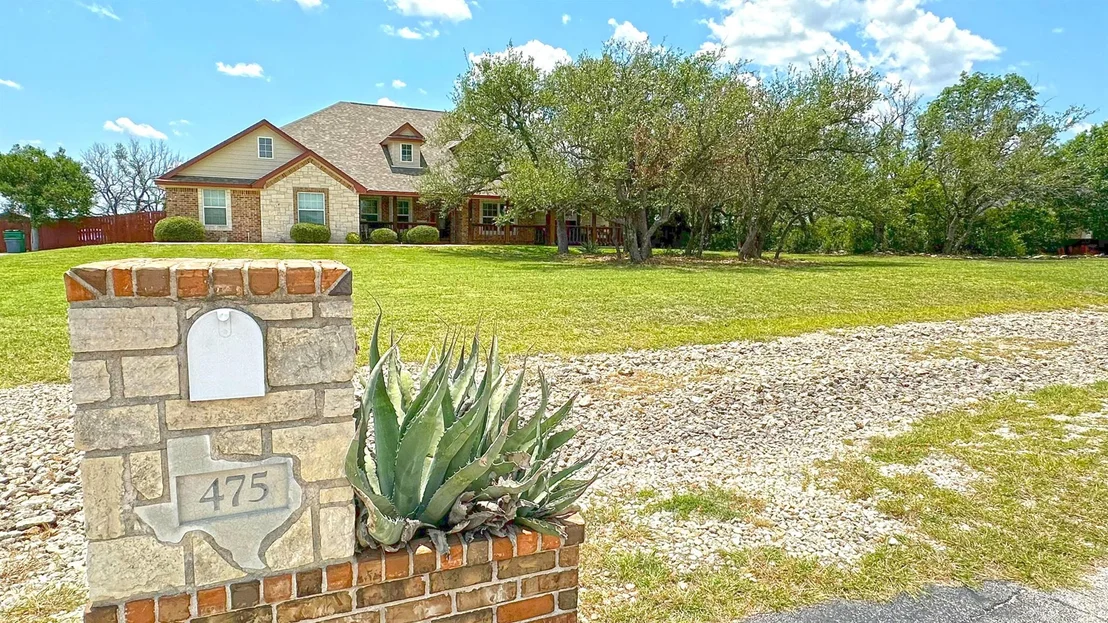 Photo of 475 County Road 4772
