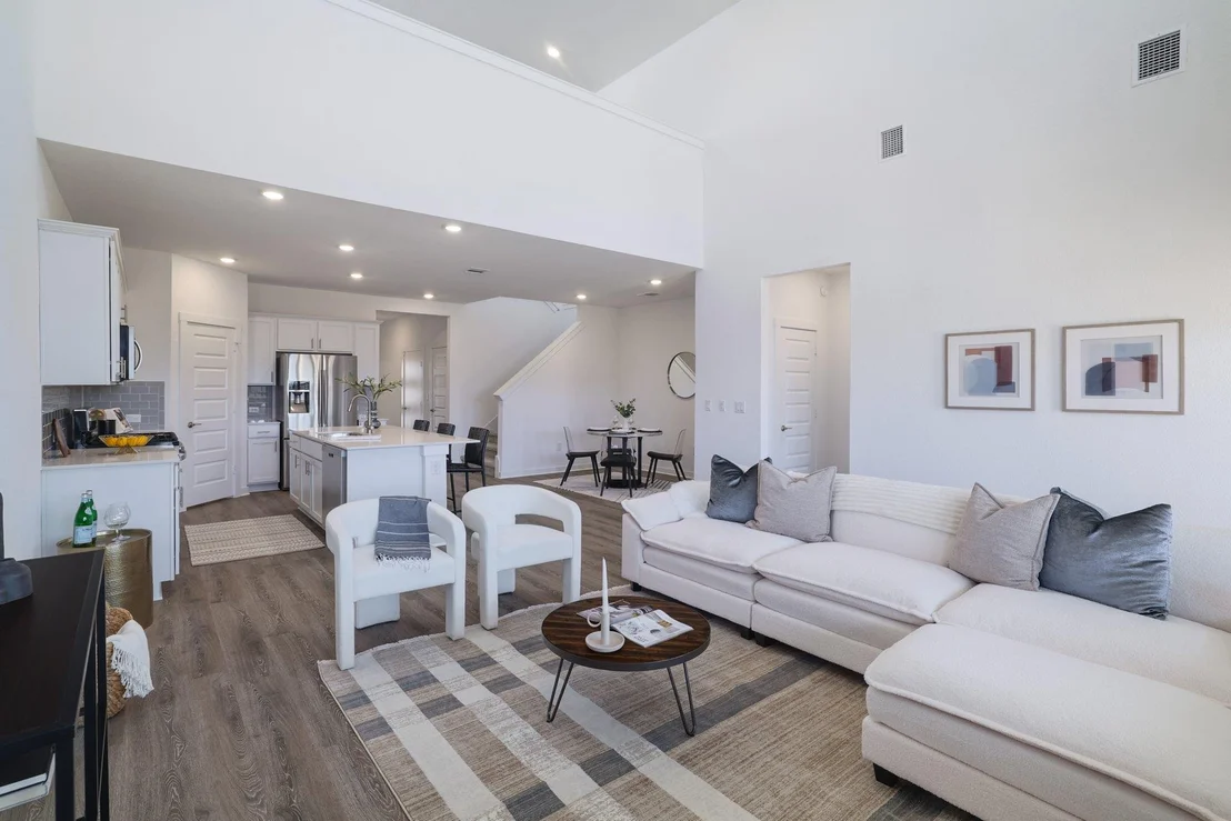 Photo of 7402 Sagira PATH