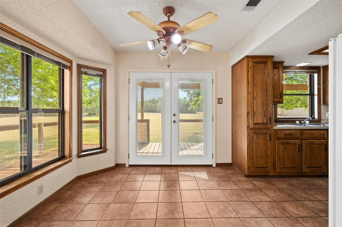 Photo of 708 Post Oak DR