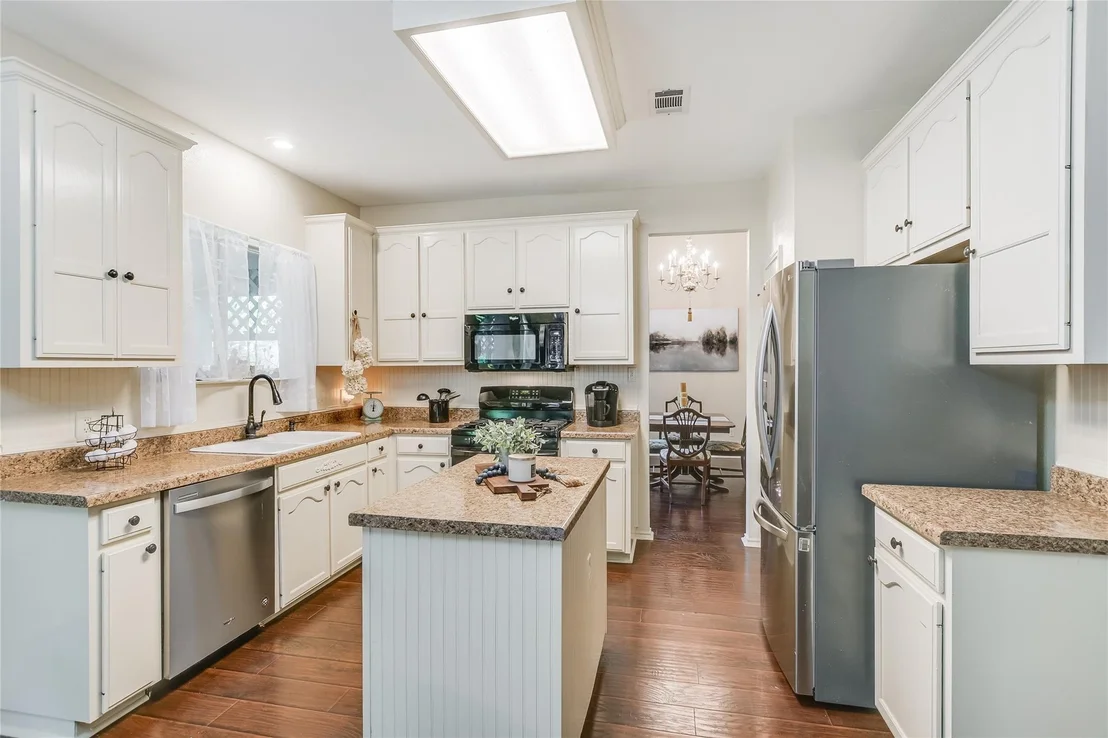 Photo of 401 Pleasant Valley DR