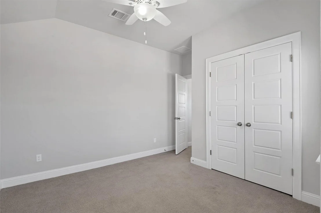 Photo of 2404 Burberry LN