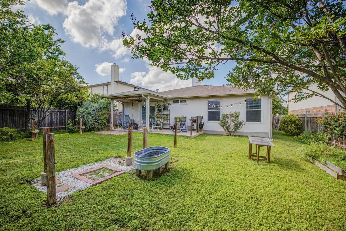 Photo of 202 McCarthur DR