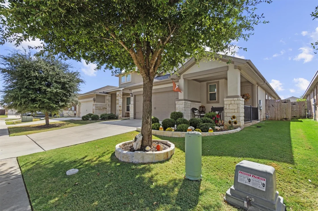 Photo of 109 Mountain Valley ST