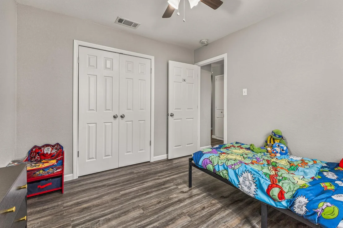 Photo of 1302 Phyllis DR