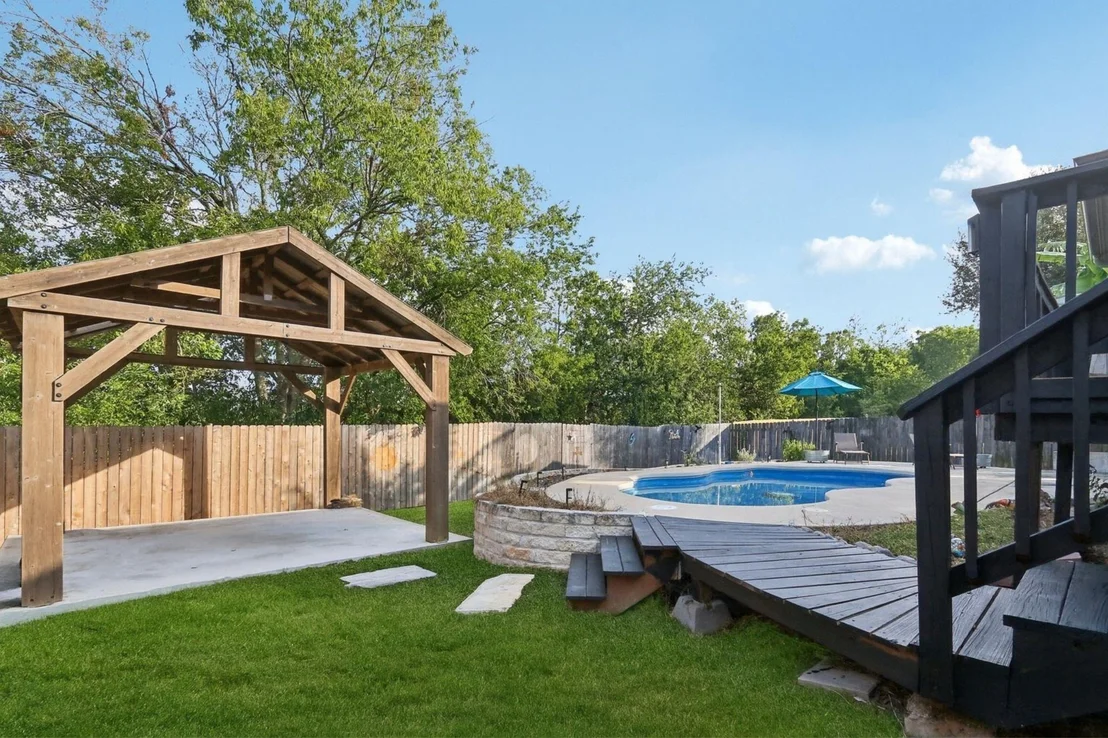Photo of 807 Plumbago DR