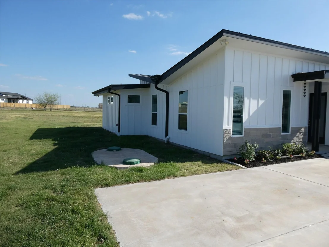 Photo of 3947 County Road 210
