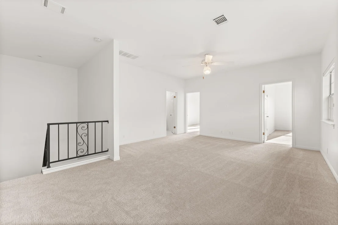Photo of 5913 N West PL
